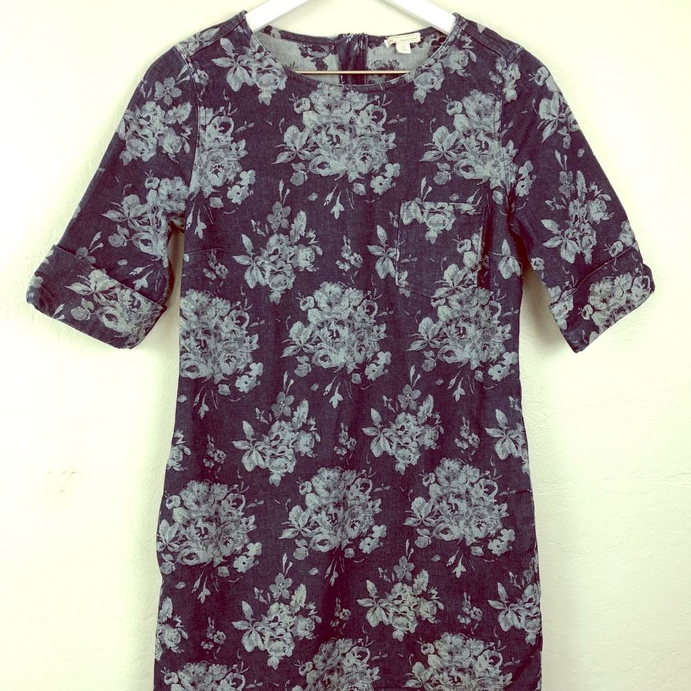 GAP size 4p denim floral print dress